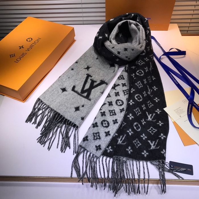 Louis Vuitton Scarf LV00055